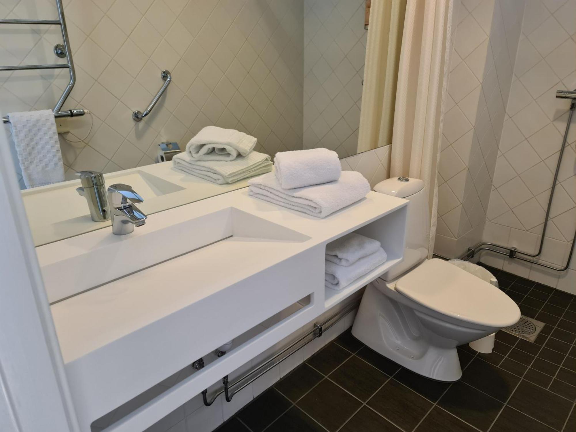 Hamnhotellet Kronan Ландскруна Екстериор снимка