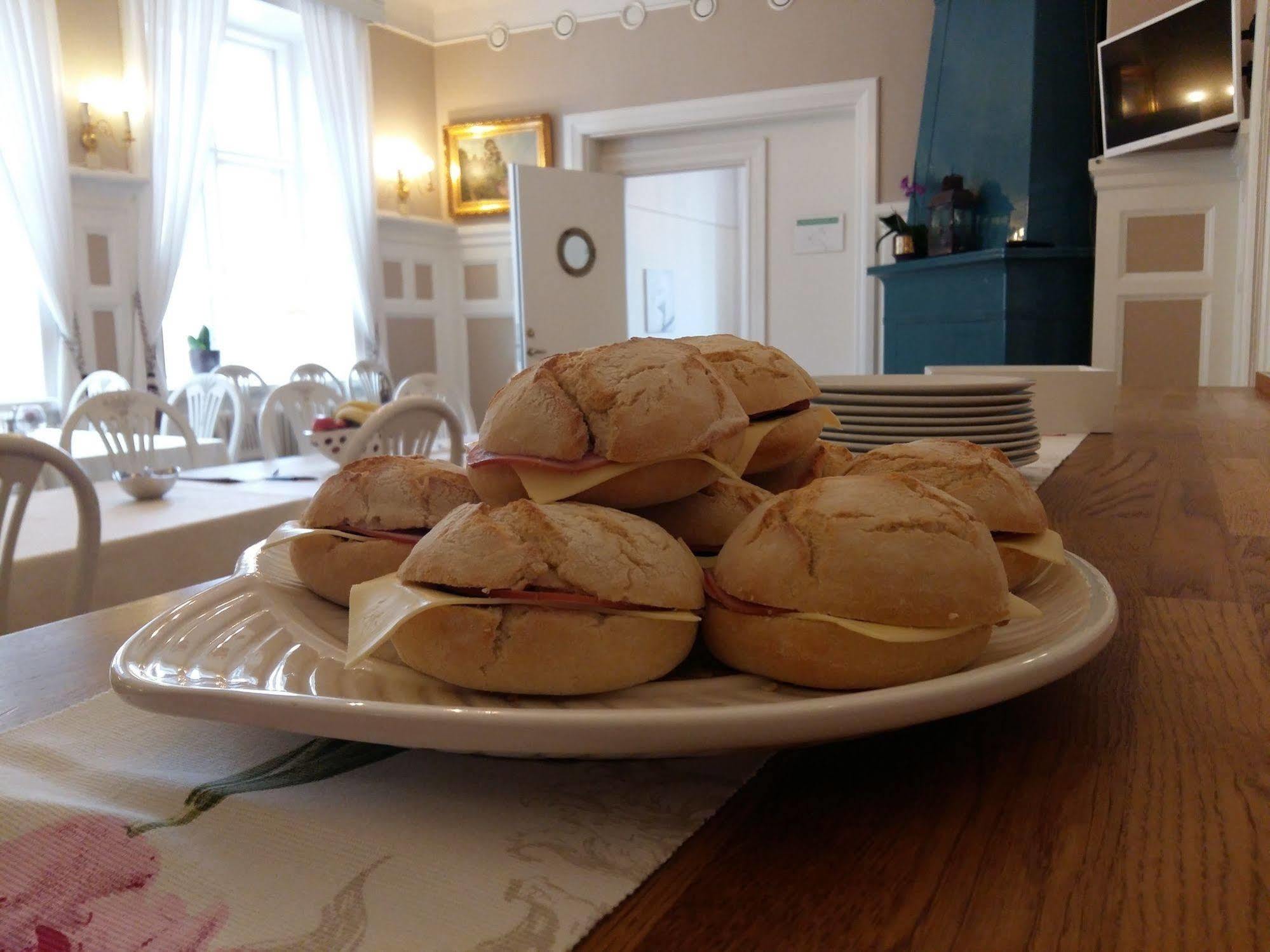 Hamnhotellet Kronan Ландскруна Екстериор снимка